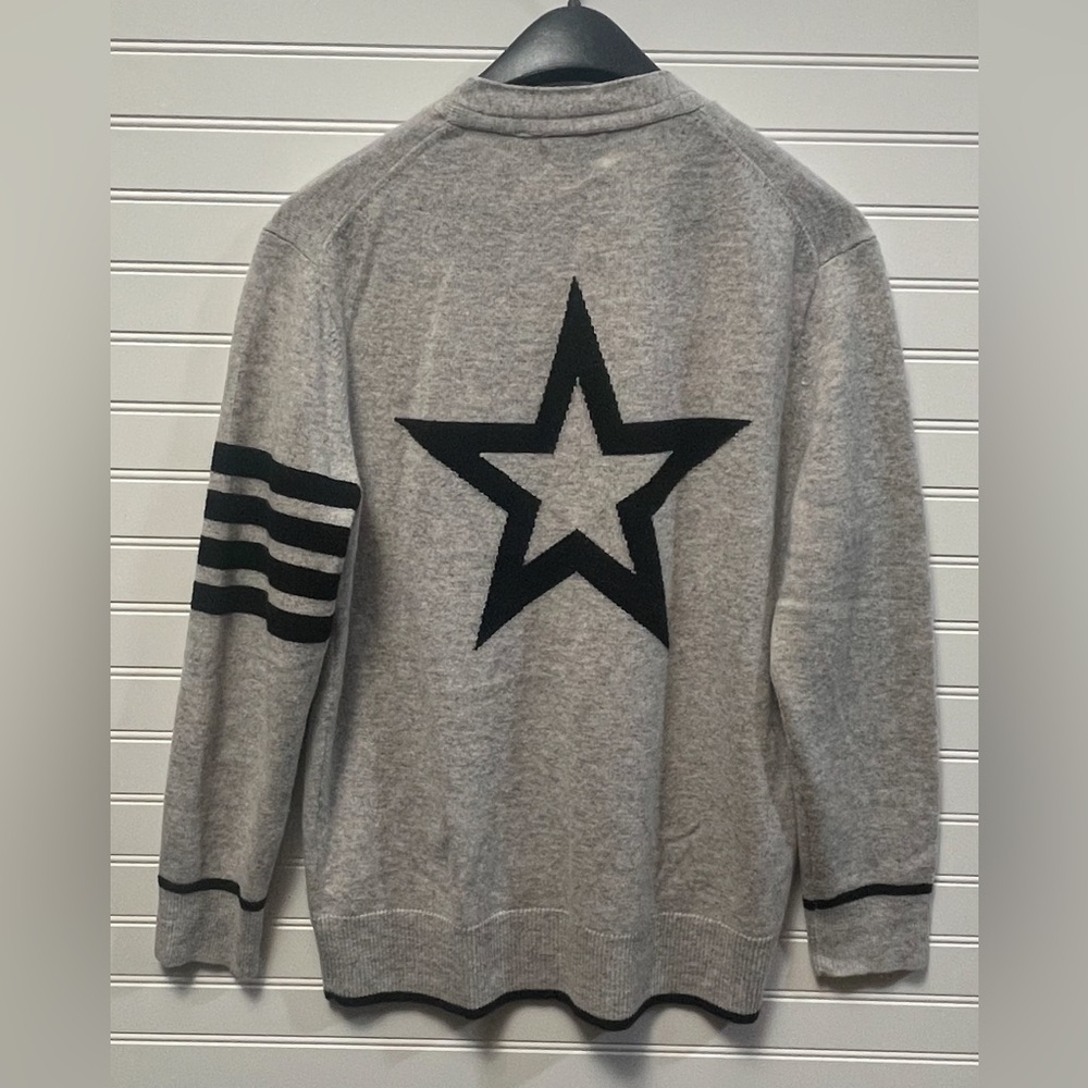 27 Miles 100% Cashmere Gray Sweater Cardigan Black Star Collegiate Preppy Small - Picture 1 of 6
